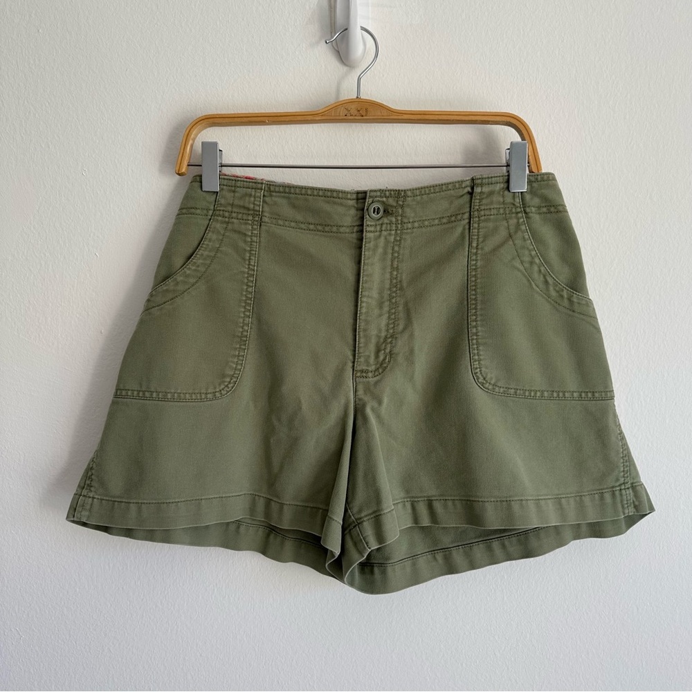 Vintage Old Navy Shorts Green Army Size 20 Summer Fairy Cottage Core Sage Y2K